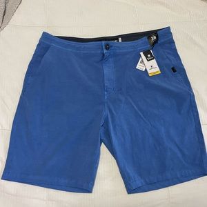 NWT Rip Curl Boardwalk hybrid stretch shorts size 38 waist.